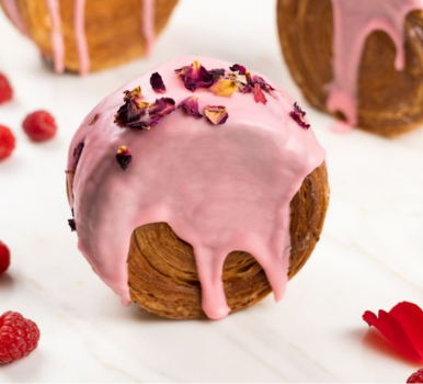 raspberry & cream croll